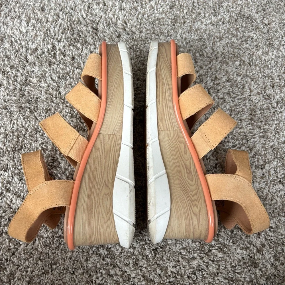 Sorel Women's Joanie III Ankle Strap Wedge Platform Sandals Beige/Orange Size 10